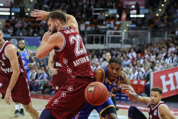 看台上热情 看台上热情