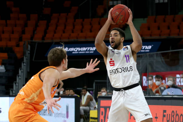 瞬间可能决 瞬间可能决